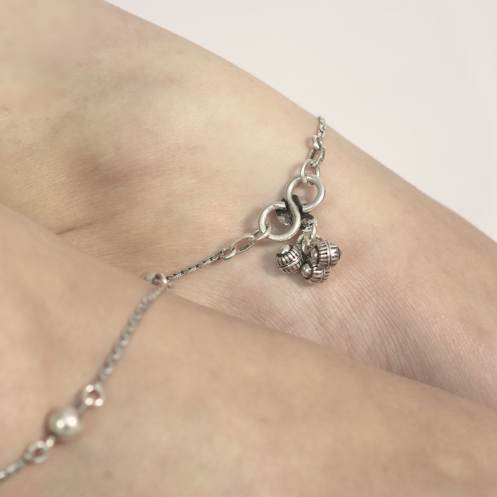 Sterling Silver Ball Charm Link Chain White Anklet - Image 4