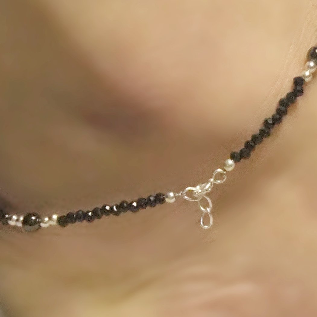 Elegant Black Bead Anklet - Image 3