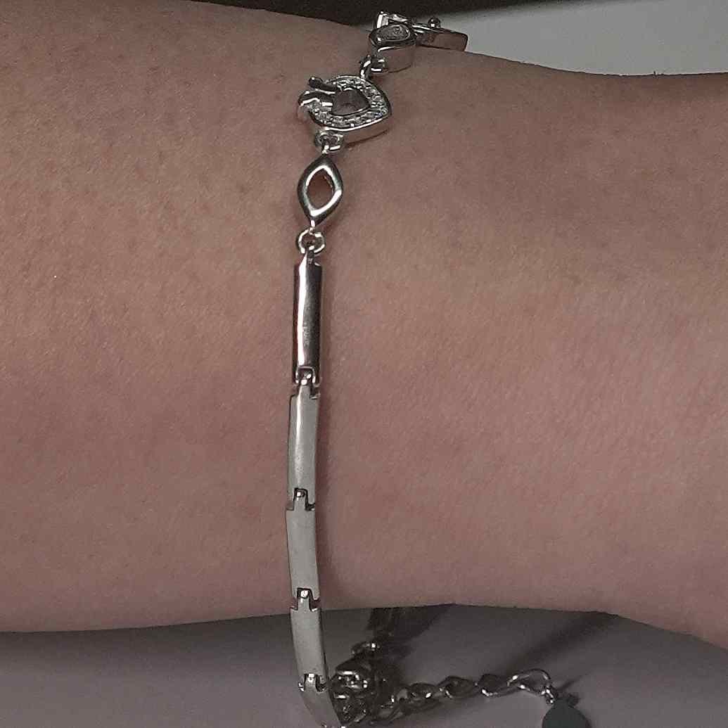 Elegant Silver Bracelet - Image 2