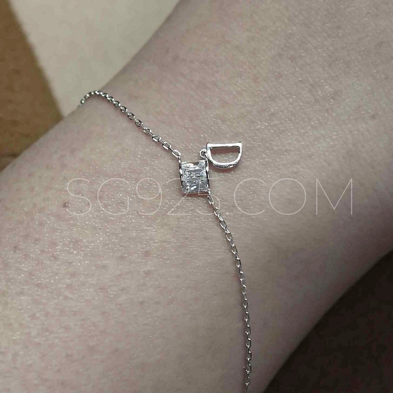 Elegant Silver Bracelet - Image 2