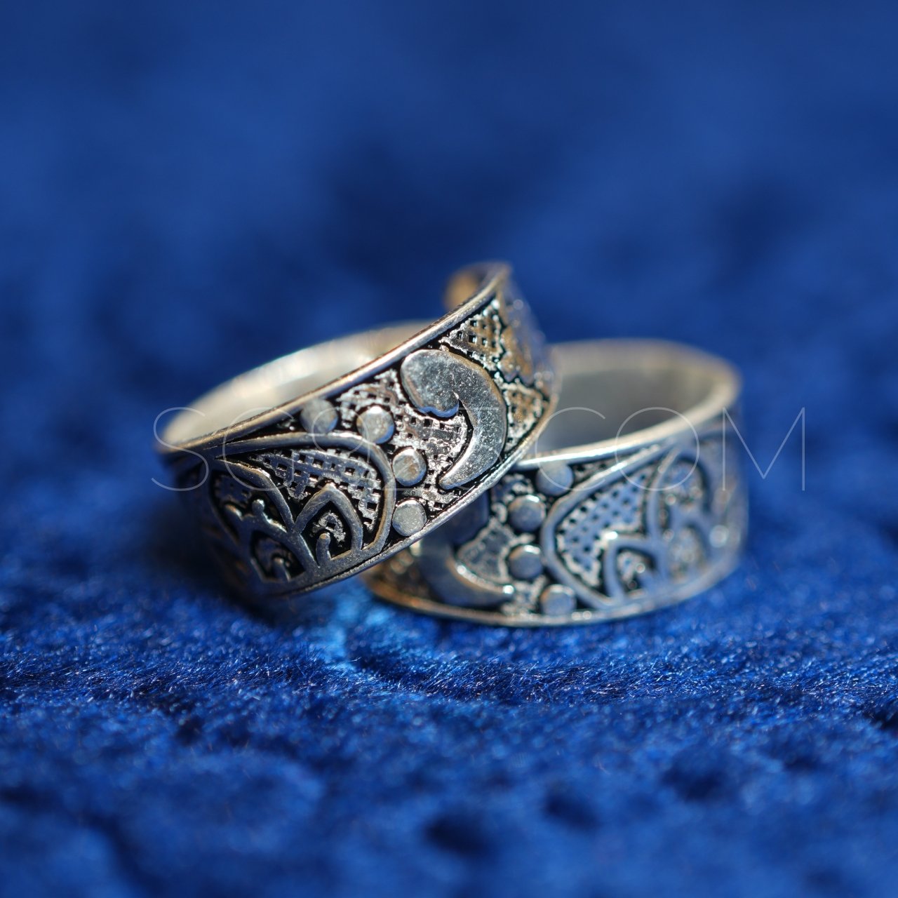 Silver Traditional Oxidised Band Toe Ring - Image 2