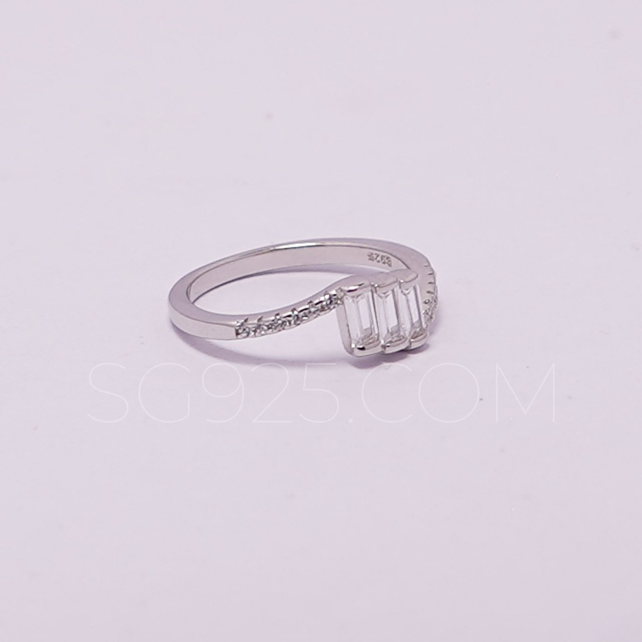 Silver Modern AD Ring - Image 2