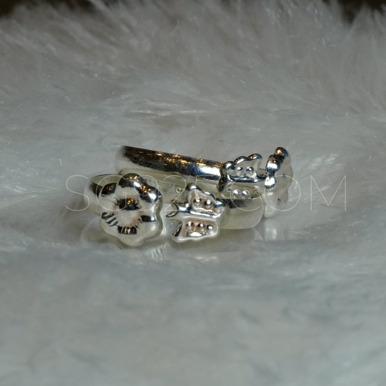 Silver Floral Modern Toe Ring - Image 2