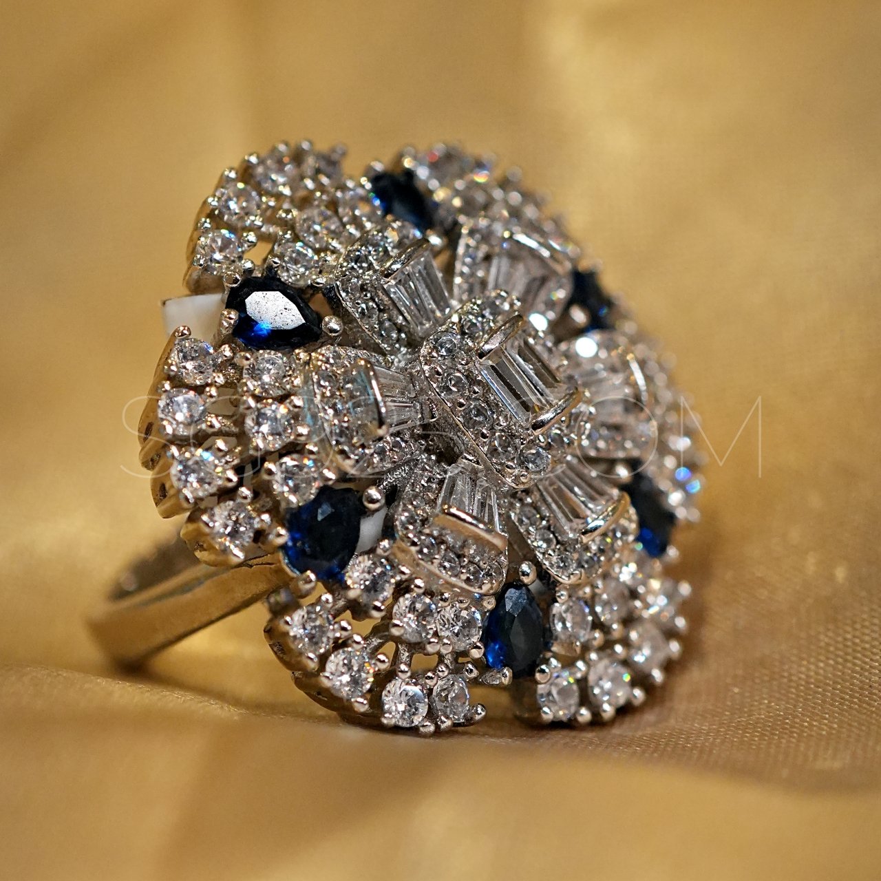 Silver Royal Blue Cutstone AD Modern Floral Rotatable Ring - Image 6